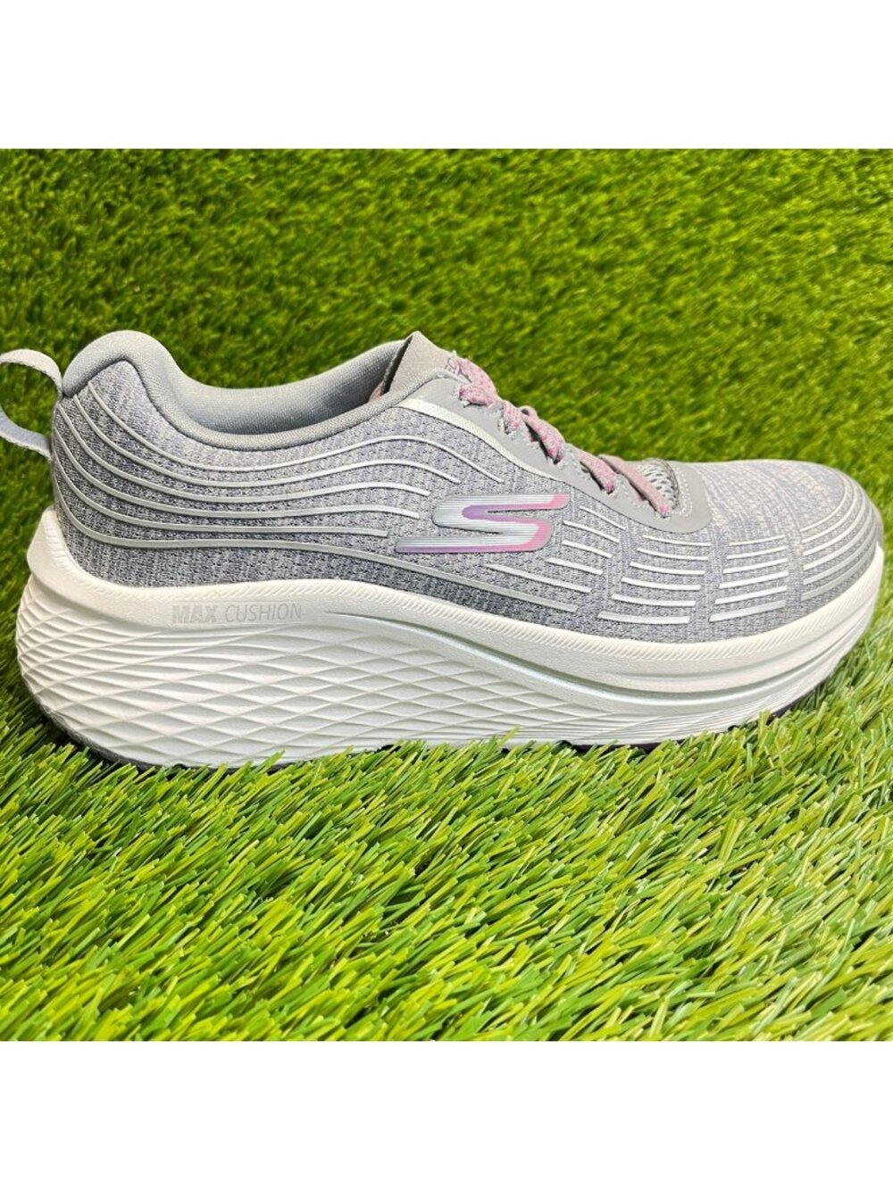 Skechers Max Cushioning Elite 2.0 Womens Size 6 Gray Pink Running Shoes Sneakers